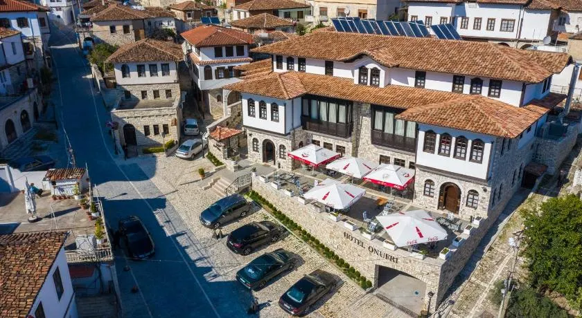 Hotel Onufri - Image 1
