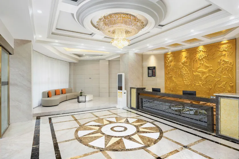 Lidu Holiday Hotel - Image 1