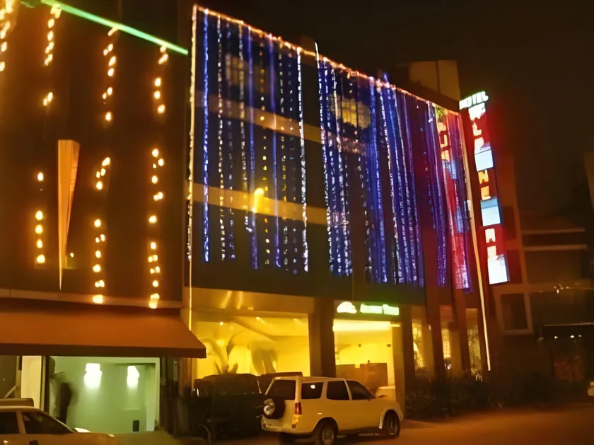Opo Hotels Alpine Tree - Image 1