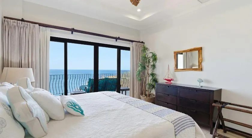 Wake Up to the Pacific, Concierge Included - Image 1
