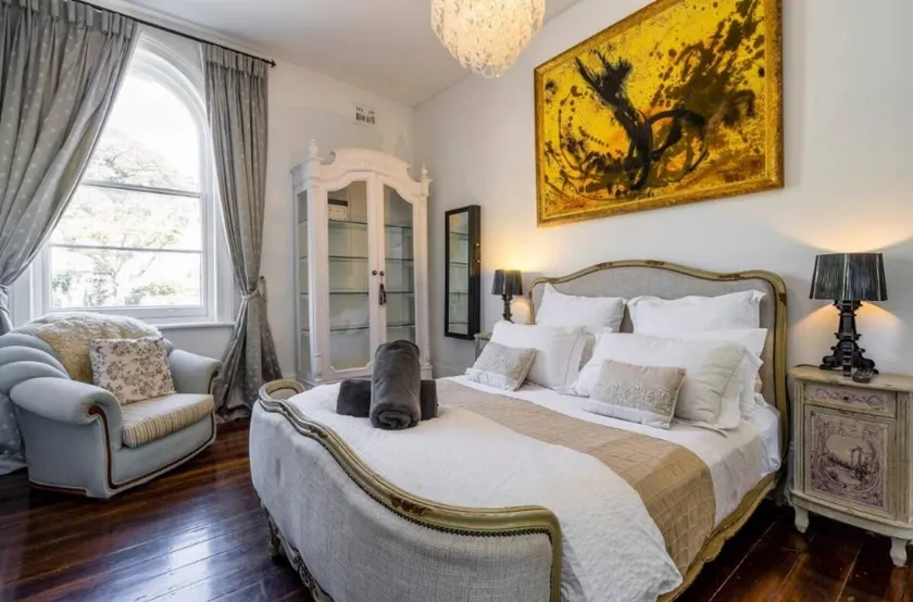 Sanctuary at The Rocks - Close to Harbour Bridge - Image 1