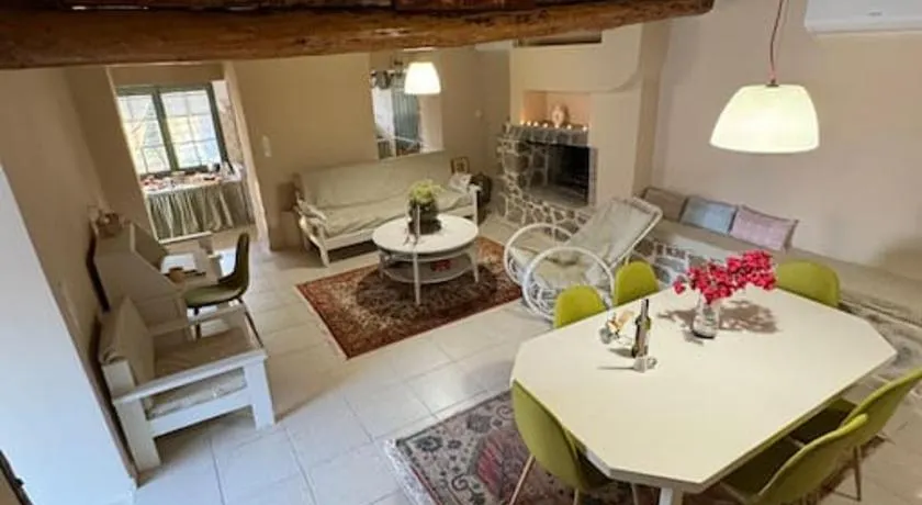 Traditional two story house just 15' from Kalamata - Image 1