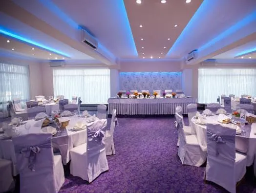 Hotel Martini Zagreb Hotel and Restaurant - Image 1