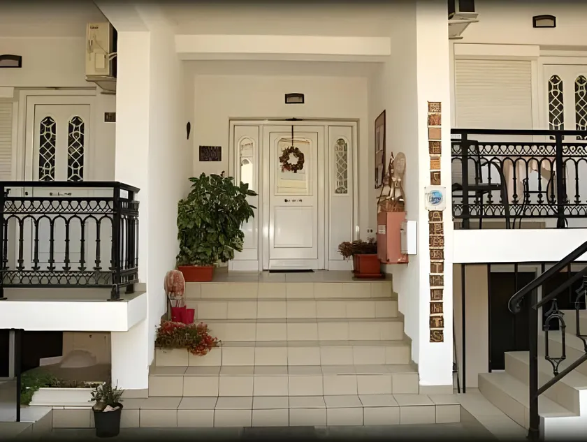 Anthos Apartments - Image 1