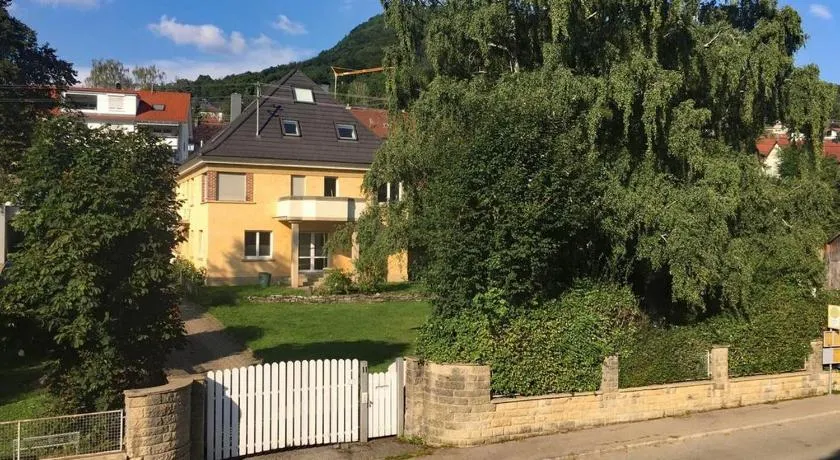 Villa Lou - Image 1
