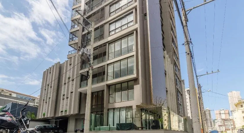 Apartamentos Bem Equipados a 100 m da Praia - EVR - Image 1
