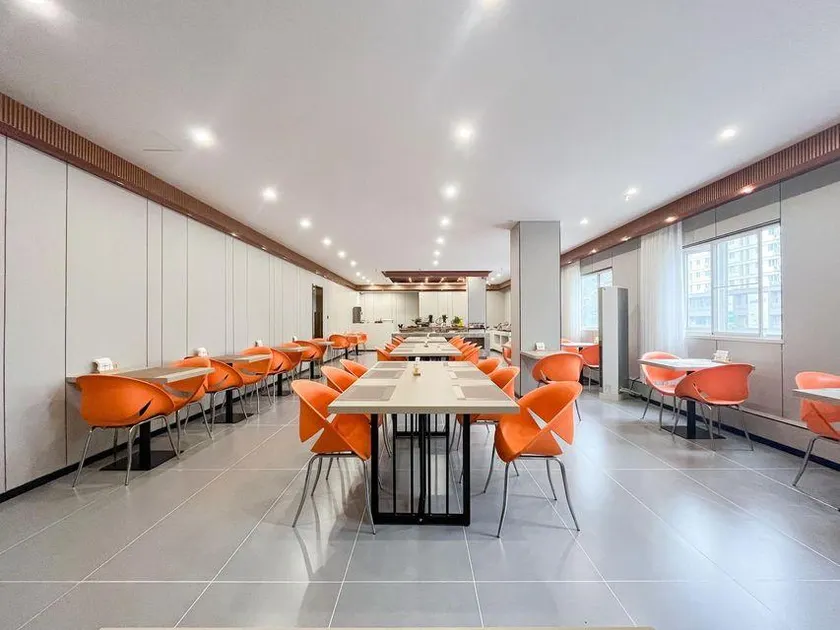Home Inn Suotelanna (Chongqing Shiqiapu Metro Station Branch) - Image 1