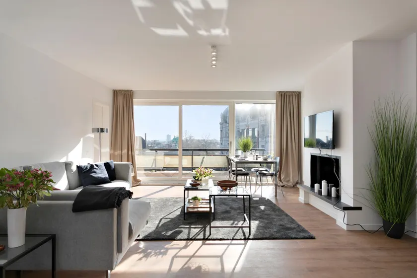 City PENTHOUSE, rooftop terrace, free NETFLIX, wifi and airco - Image 1