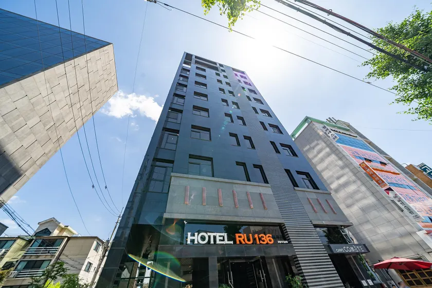 Hotel RU136 - Image 1