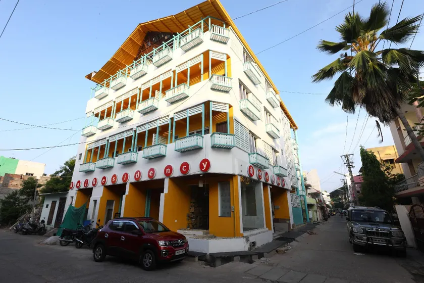 Raj Residency Hotel - Image 1