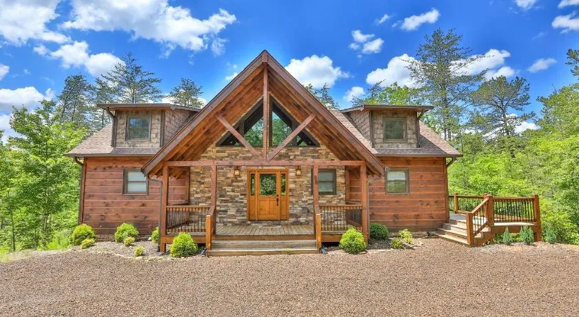 Highlands Retreat the Perfect Cabin for your relaxing experience - Image 1