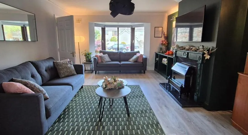 Renovated 3 Bedroom Heritage Home with Garden in Ardee - Image 1