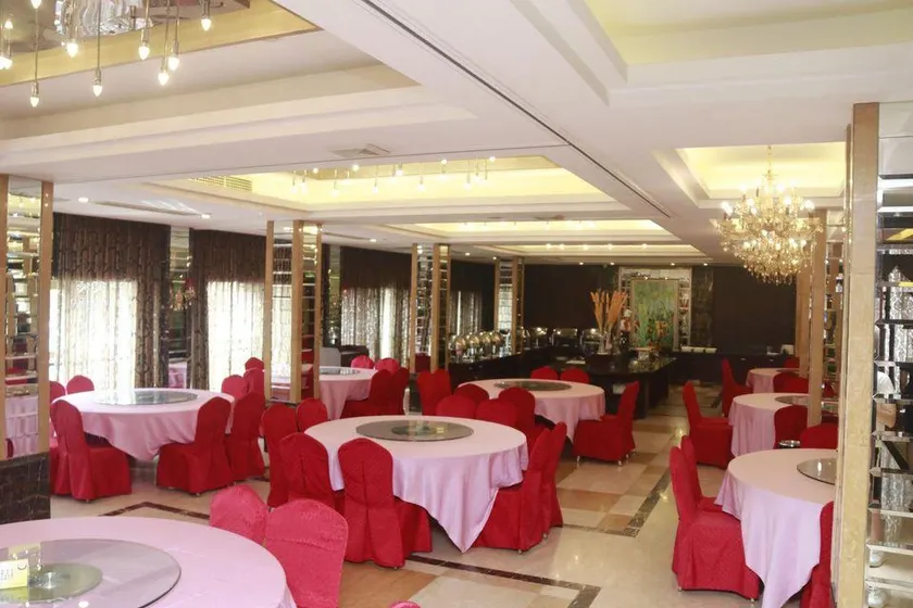 Airport Hotel Wenzhou - Image 1