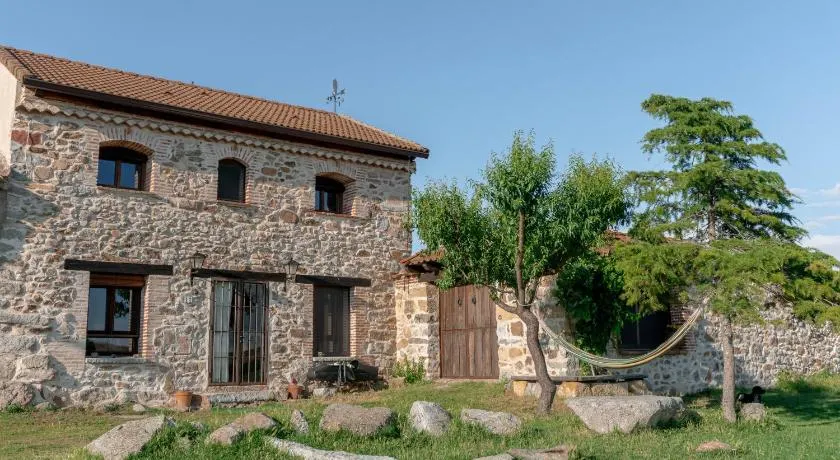 LA CASA DEL BUHO - Image 1