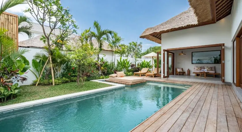 Villa Lounes 1 - Luxury 1BR Villa Walking Distance to the Beach - Image 1
