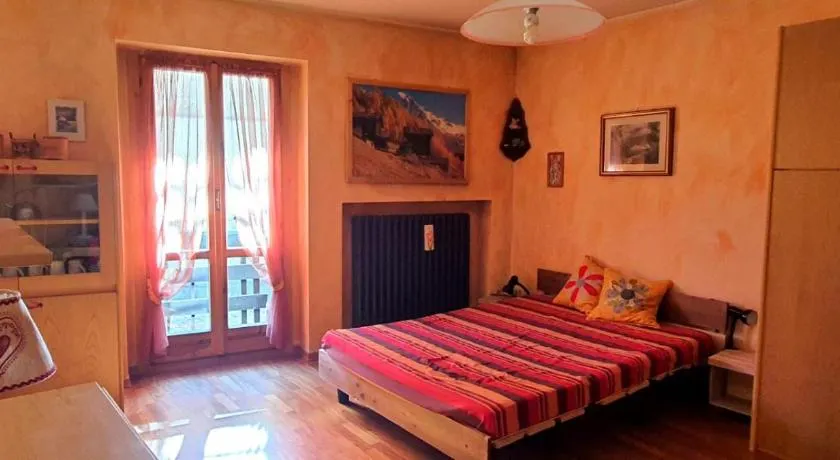 Ski House Marmotta - Image 1