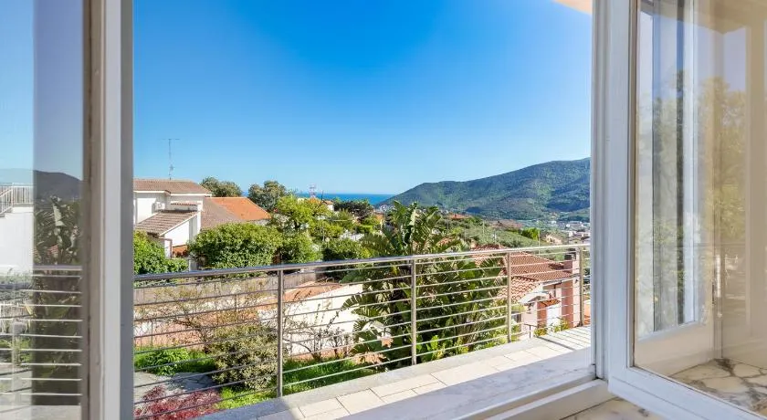 Hostdomus - Oltremare Suite - Image 1