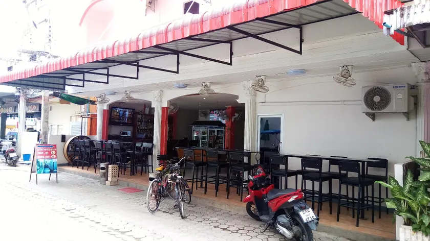 DDINN BEACH GUESTHOUSE - Image 1