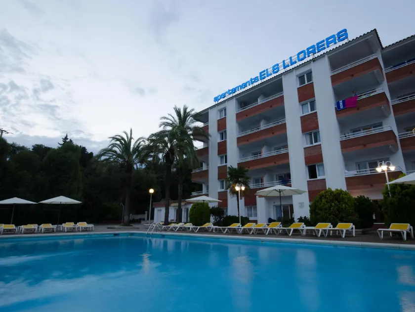 Apartaments Els Llorers - Image 1