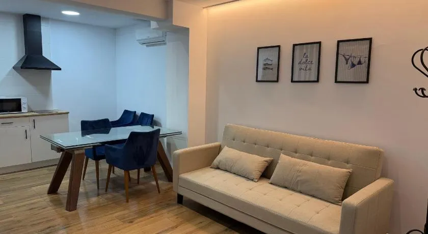 Apartamento junto a la playa - Image 1