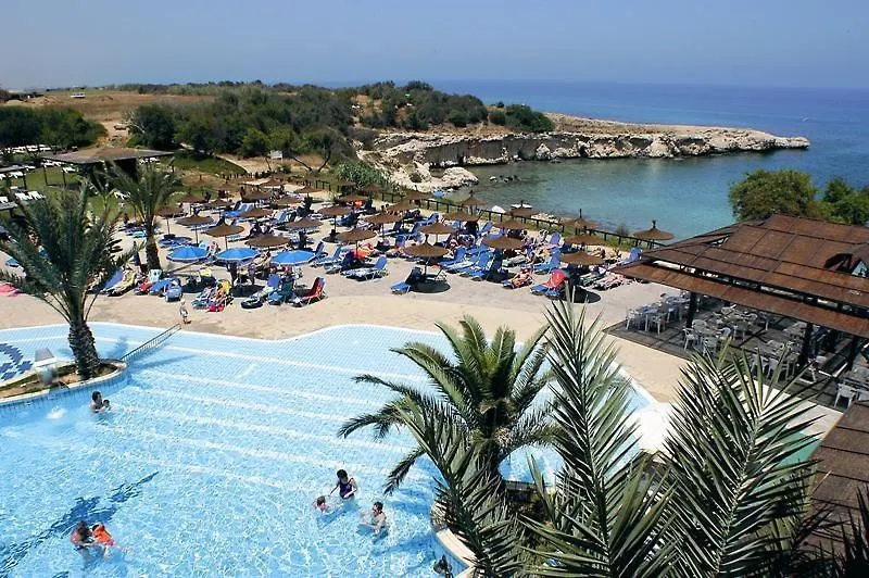 Malama Beach Holiday Village - Image 1