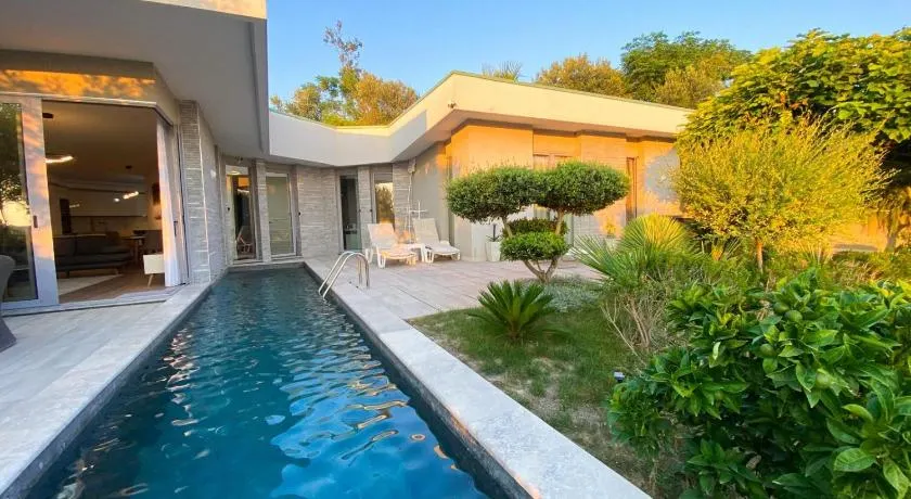 Villa Hana With Pool - Image 1