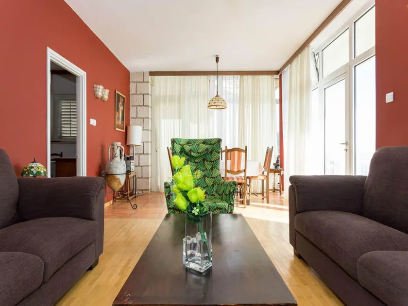 Sipa Apartments - Image 1