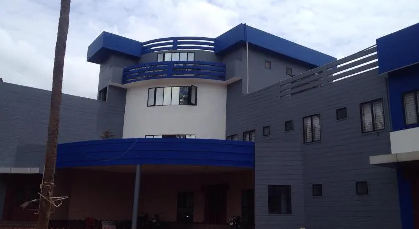 Kallada Golden Hotel - Image 1