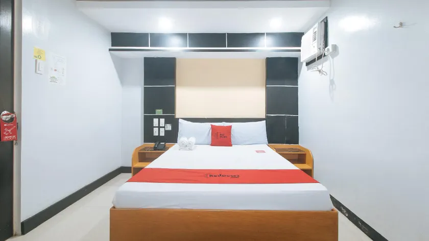 RedDoorz at Ranchotel Alabang - Image 1