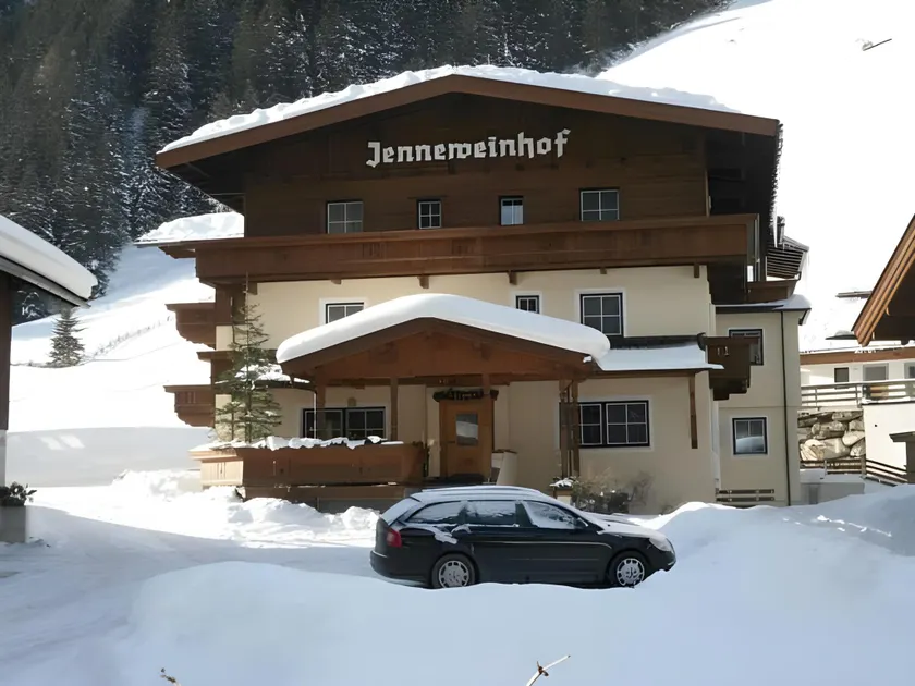 Jenneweinhof - Image 1