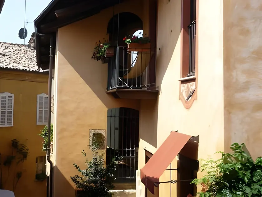 Dimora I Manichei - Image 1