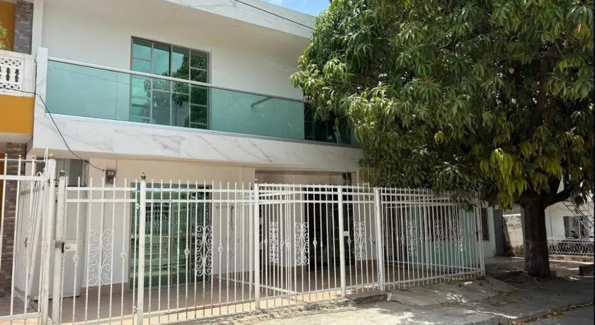 Maru apartamentos #5 - Image 1
