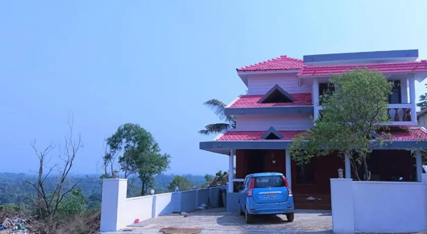 The Whitehouse Homestay - Image 1