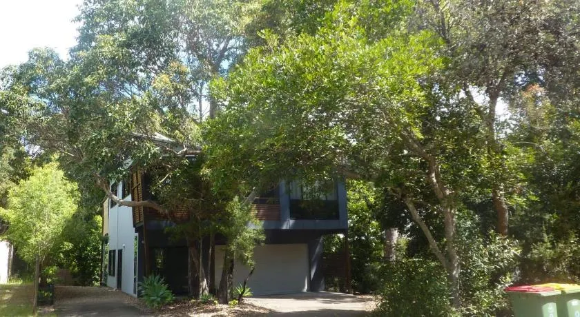 8 Belle Court - Rainbow Shores - Image 1