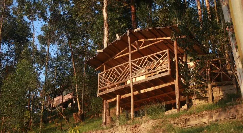 Amasiko Homestay Lake Bunyonyi - Image 1