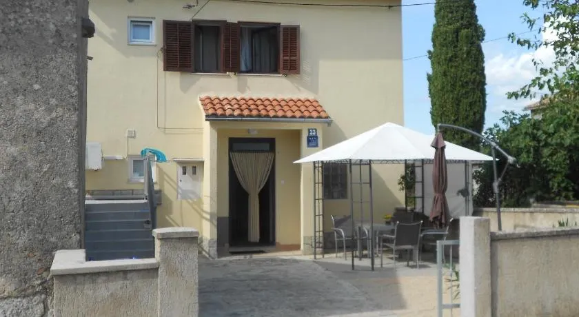 Holiday Home Mery by El-Pi Tours - Image 1
