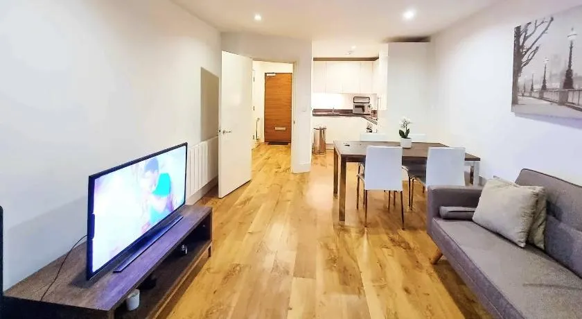 Your Riverside Home 2 with Private balcony - Image 1