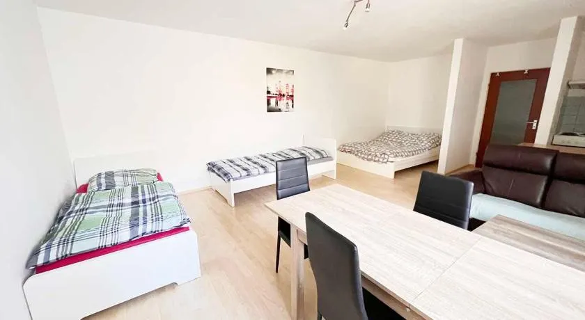 Praktisches Apartment mit Flatscreen TV - Image 1
