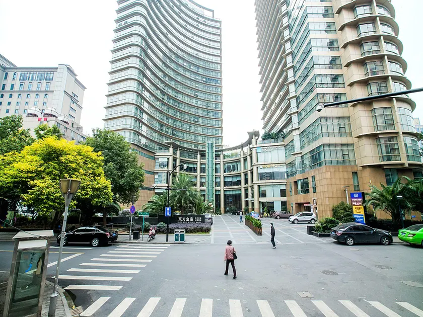Westlake 7 Service Apartment - Image 1
