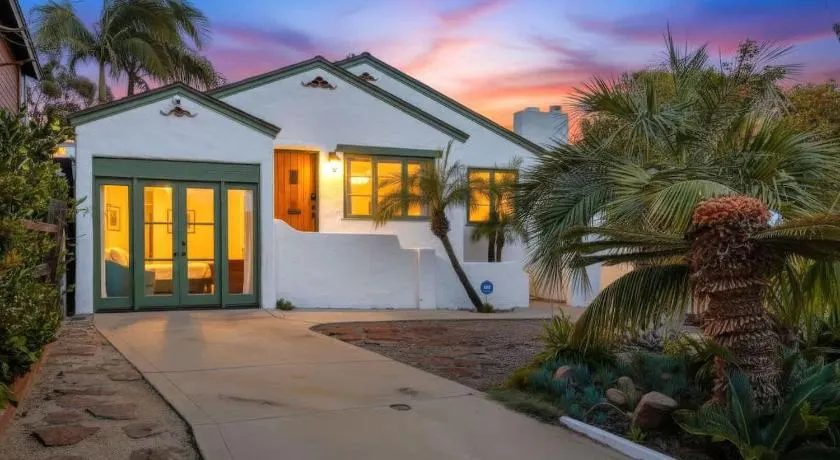 Birdrock Beach Cottage - Image 1