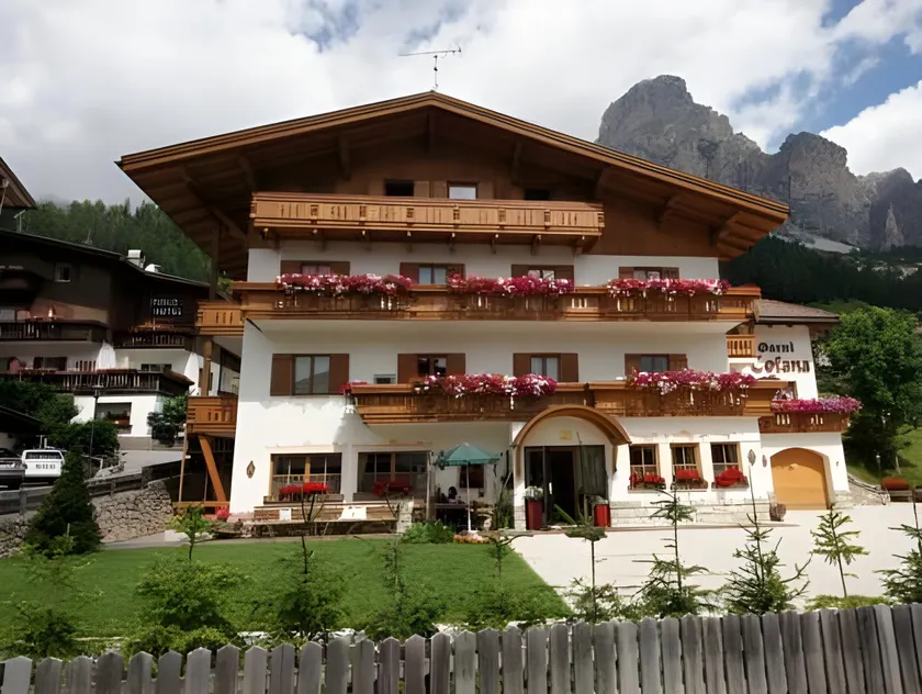 Garnì Tofana - Image 1