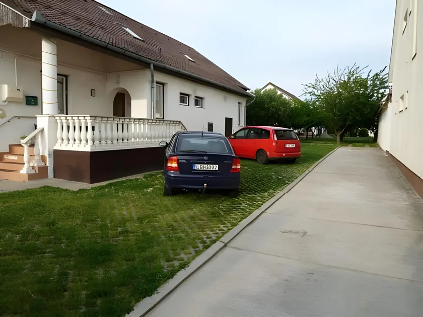 Herkules Panzió - Image 1