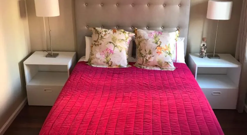 New and Unique Charming Studio at Campolide - 2A - Image 1