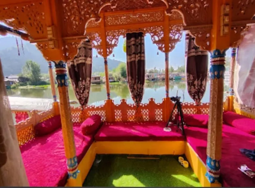 Houseboat Moon of Kashmir - Image 1