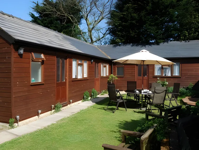Ashleigh Lodge - Image 1