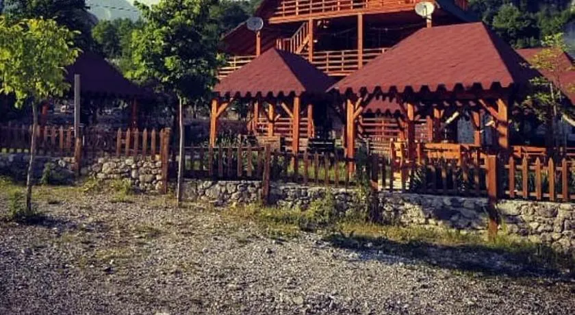 Guesthouse Villa Gurra - Image 1