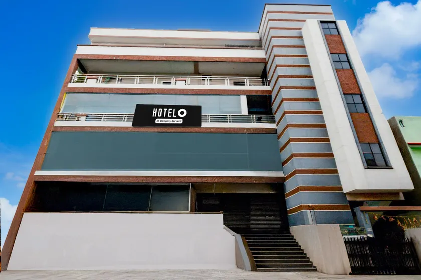 Super Hotel O Malkajgiri - Image 1