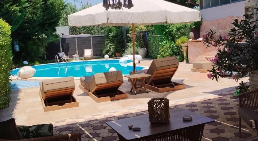 Luxury Villas Chrysa Private Pool & Spa - Image 1