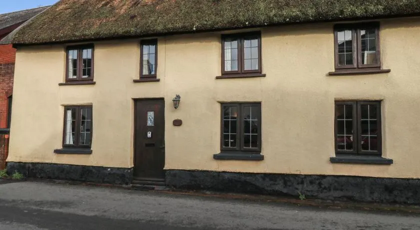 Bridge Cottage - Image 1