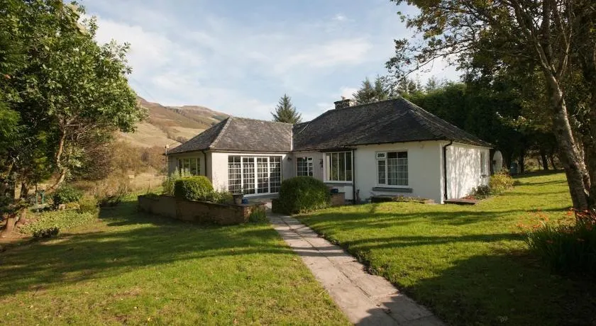 Highland cottage Fort William - Image 1